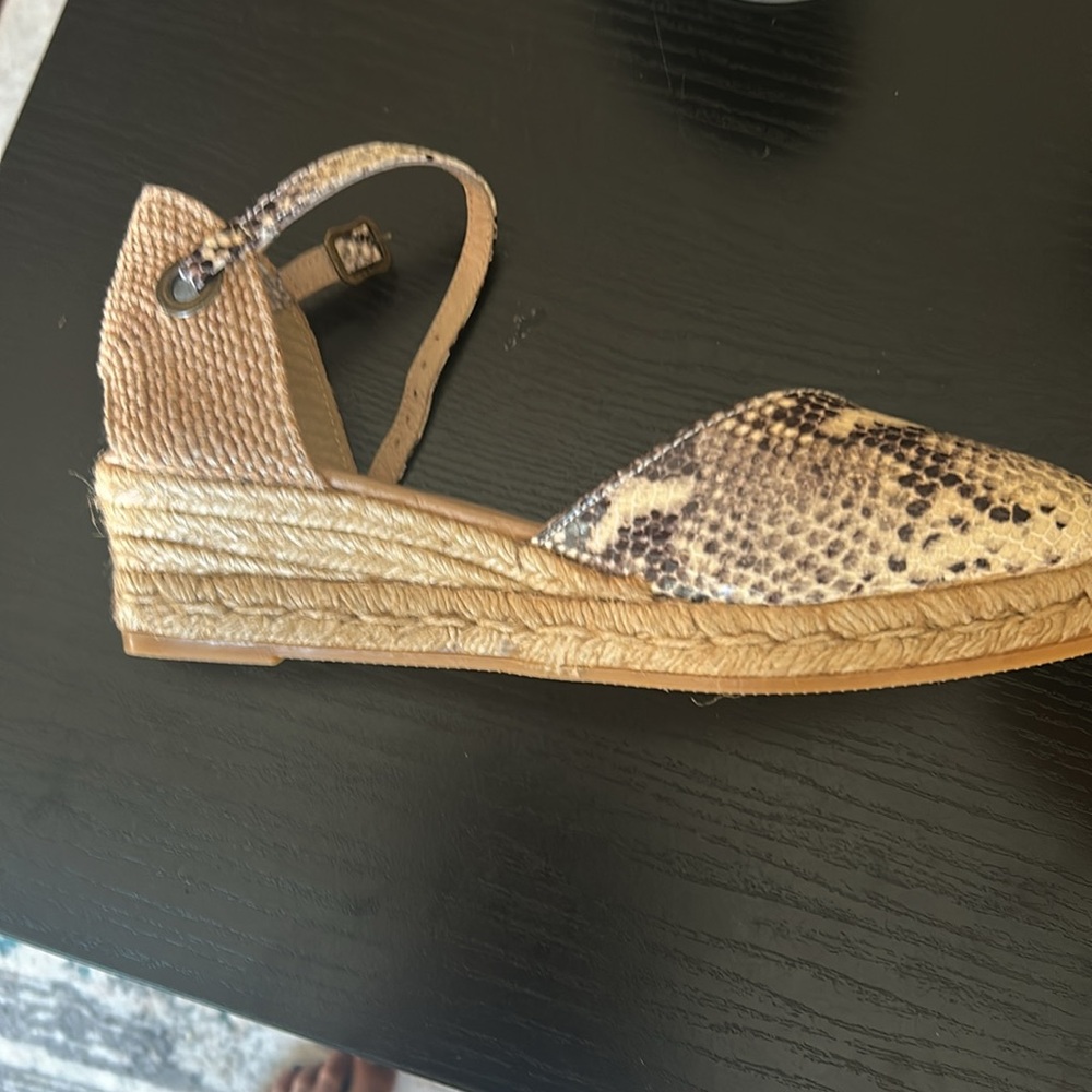 Viscata Barcelona Wedges - Picture 9 of 12
